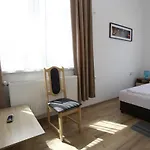 Bed & Breakfast Panzio 3*