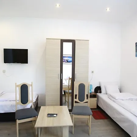 Panzio Bed & Breakfast