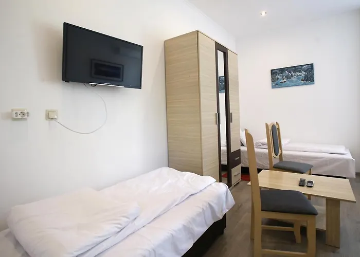 Panzio Bed & Breakfast