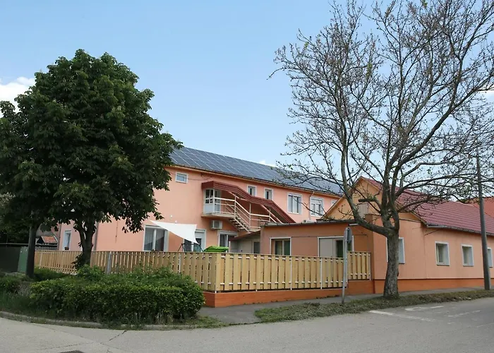 Panzio Szentes